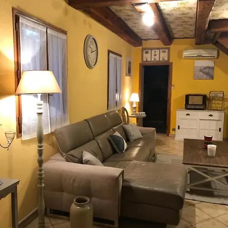 Location Saisonniere Villa Lauris Exterior photo