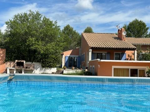 Villa Location Saisonniere *